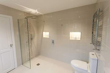 This en suite wet room was recently refurbished to a very high standard with a fabulous walk in shower