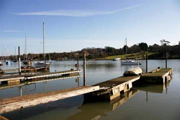 The pontoon is used at guests own risk