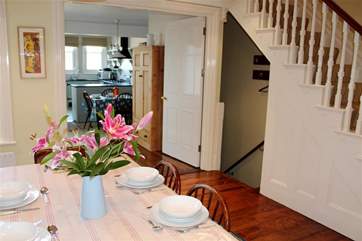 Dining area through to Kitchen