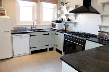 Large traditional kitchen