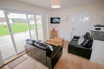 Living area with seating for 4