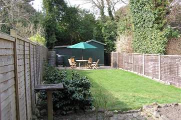 Garden with games cabin