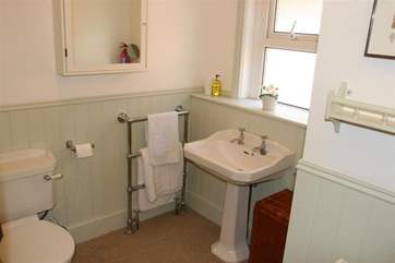 Orchard House family bathroom