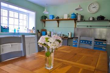 Additional dining area in Kitchen