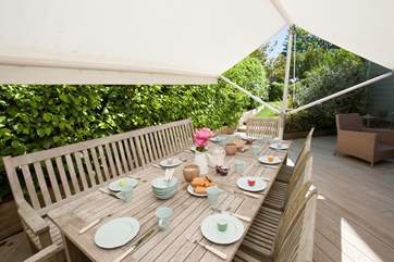 What a perfect spot for al fresco dining.