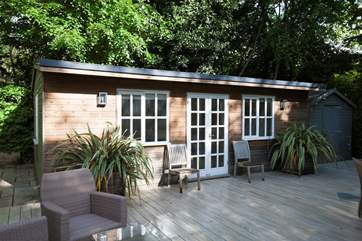 The games-room is a fabulous additional space for the whole family, children or adults alike.