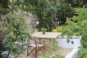 Pretty, peaceful cottage garden