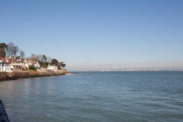 Seagrove Bay at high tide