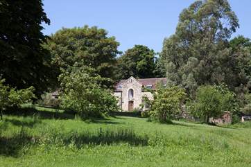 A nice and peaceful, tucked away cottage.