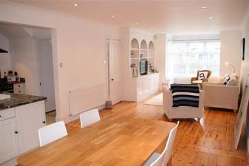 Trevenna open plan kitchen, dining and living area