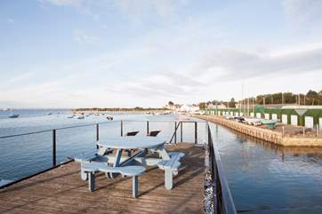 Alfresco dine, read or relax on the top deck with the most outstanding views - a unique experience indeed.