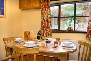 Perfect dining space to enjoy any meal.