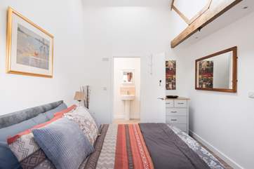The double bedroom has an en suite shower-room.