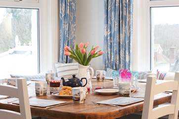Start your day with a hearty breakfast all together.