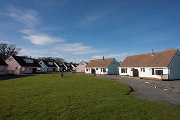 The Tollgate Cottages are set in a quiet complex, set just back from Seaview beach