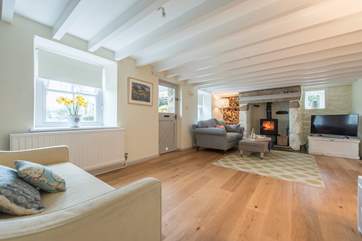 The sitting-room is extremely spacious.