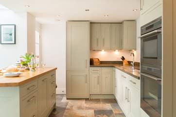 The fully-equipped kitchen is an absolute delight.