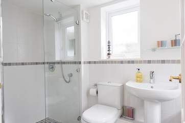 The bathroom en suite to Bedroom 3.