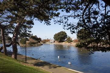 The boating lake is just a two minute walk away, and why not hire an infamous swan pedalo?