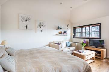 This bolthole has room enough for two and your four-legged friend, but due to its compact size the Owners only welcome small dogs to stay.