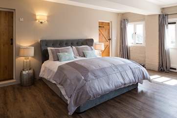 Super comfy super-king size bed. What a welcoming sight after a full day of exploring, swimming or just simply relaxing.