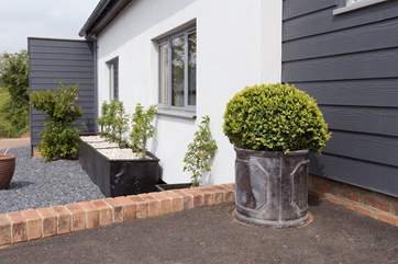 Backswood Cottage (3790) is next door but faces away from The Pottery and has a separate parking area. You could book both for a lovely family stay.