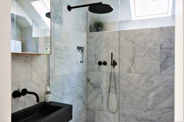 Wall to wall marble in your en-suite wet-room shower.