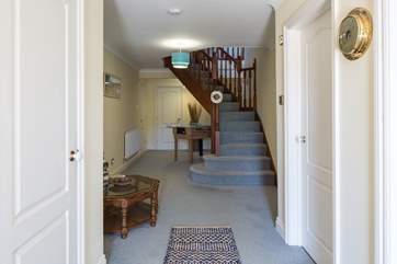 Entrance hall, what a grand sight.