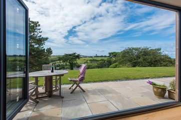 Relax on the terrace.