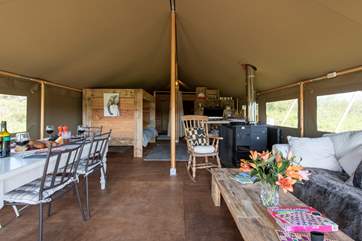 Sit around the dining table and have a leisurely meal or snuggle up on the sofa, the choice is yours.