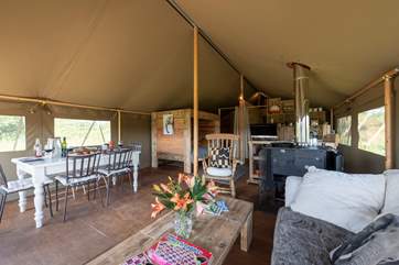 The inside is just gorgeous, with an African-inspired theme throughout.
