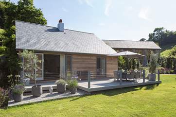 Nestled in the grounds of Little Coombe, this adorable cottage is so welcoming.