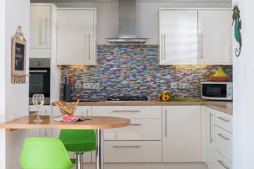 Gorgeous irridescent tiles in the kitchen.