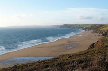 Nearby Long Sands looks out over Whitsand Bay.