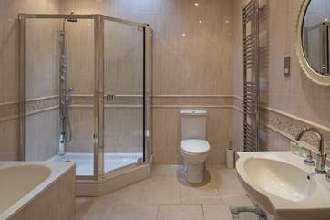 Large en suite to bedroom 1.