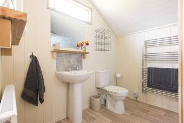 What a glamping treat! Instant hot water and your own facilities. Shower, WC and basin in one room and a second WC and basin in the other.