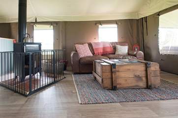 As you can see here, there is a handy fire-guard provided for safety, should you need it.