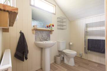 The shower facilities are excellent - instant hot water and heated towel rails in both of the washrooms.