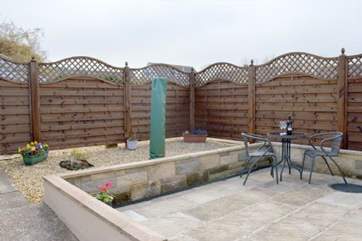 Berryl Mead View has a fully enclosed private courtyard garden