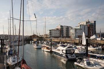 Watch the boats sail by from your balcony