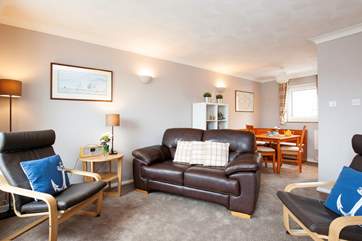 From the comfort of the sitting room, you can see the River Medina and beyond to the sailing town of Cowes.