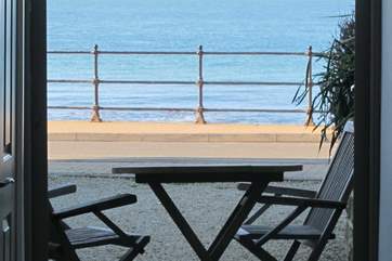 Enjoy the uninterrupted sea views from the gravelled sun terrace