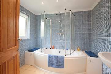 After a lovely day on the beach, wash away the sand from inbetween your toes