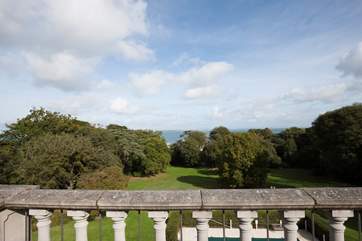 Situated on the top floor of Springfield Court, enjoy the views across the extensive grounds out to The Solent