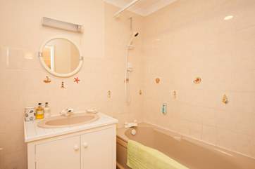 The en suite off the master bedroom