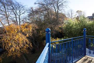 The location of The Lodge is superb, just steps from the beach.