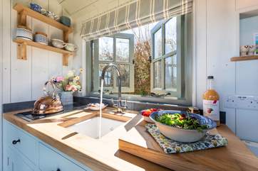 Wild Pear is complete with all you could need for a luxury glamping holiday.