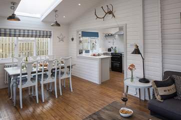 Another view of this lovely open plan space.