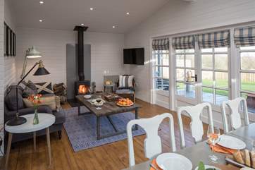 This delighful open plan space allows for quality holiday time.