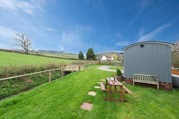 This lovely hut is set in its own private enclosed area, perfect for your four-legged friend.
